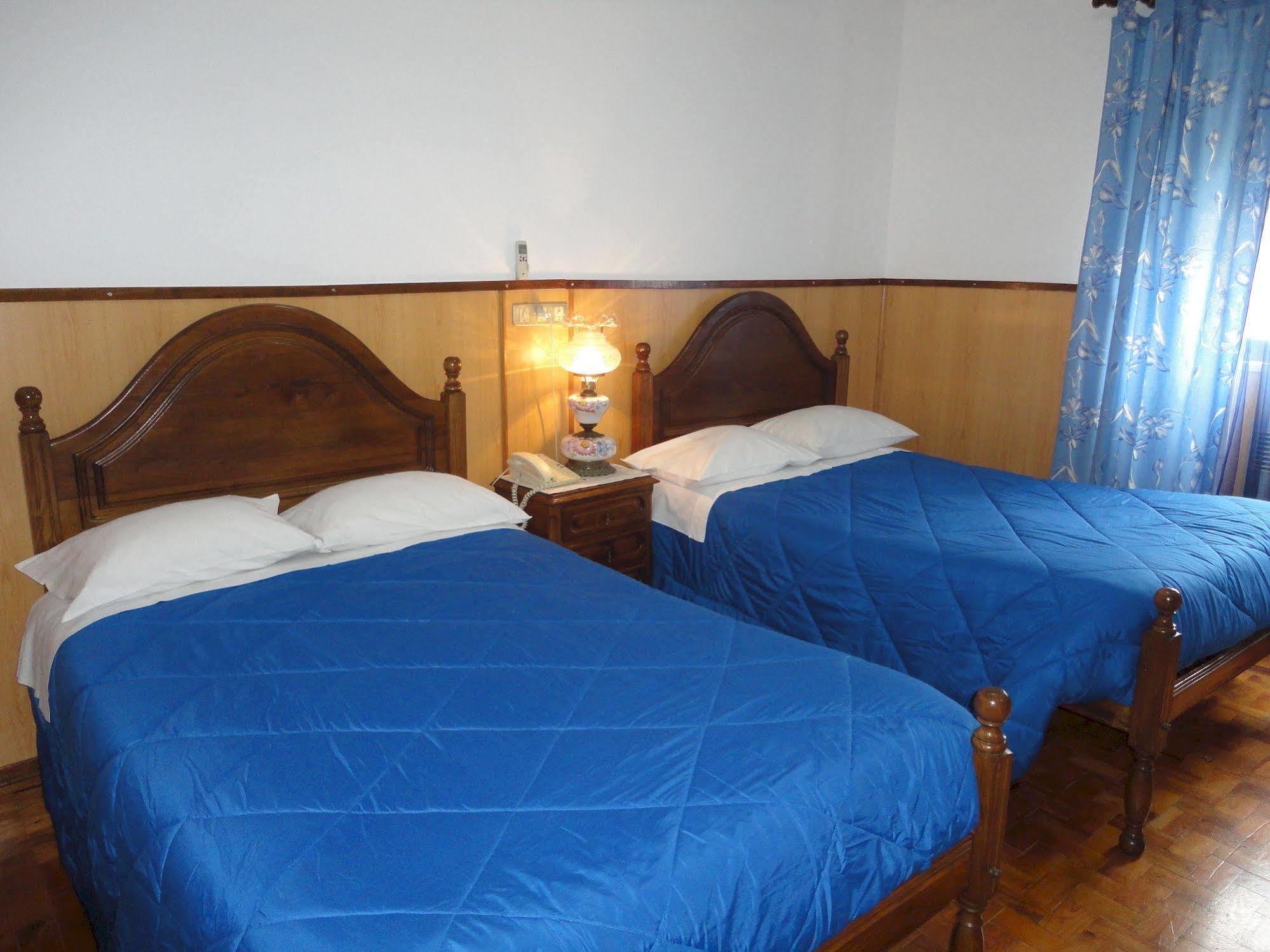 Domus Hotel *